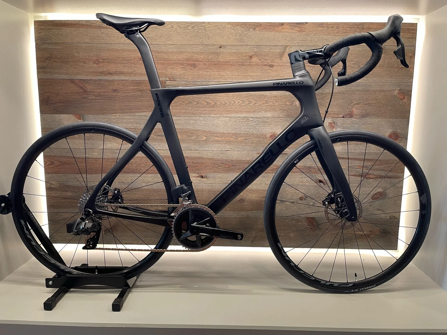 58cm Pinarello Paris — Bike Fitting | BioWheels